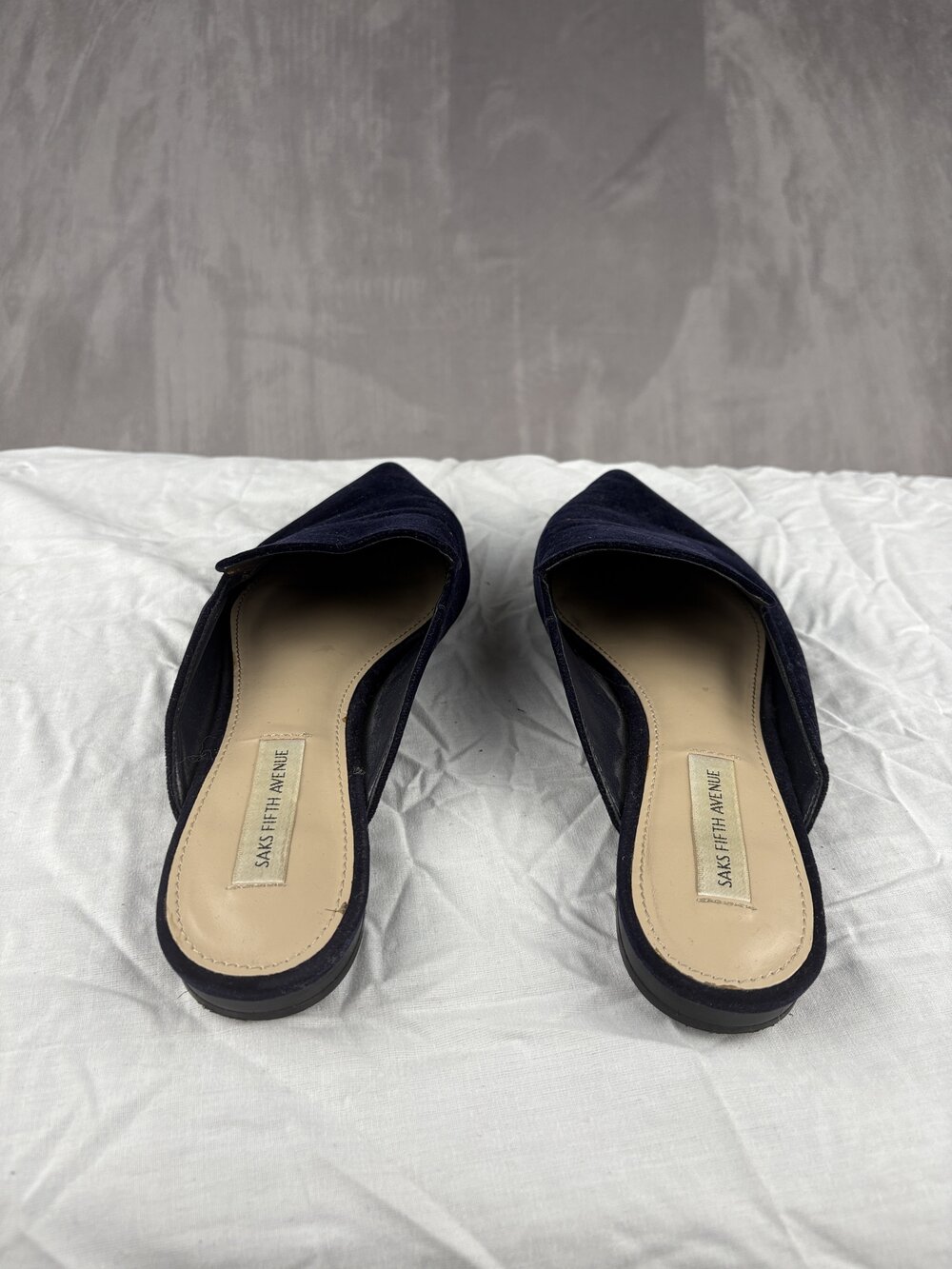 Saks Fifth Avenue Velvet Pointed-Toe Mules Flats Sz 7.5 - Picture 7 of 9